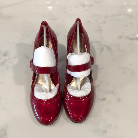 Red patent leather heels - Picture 2 of 5
